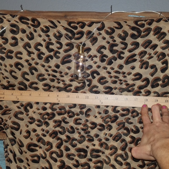Cheetah  print scarf - Picture 5 of 5